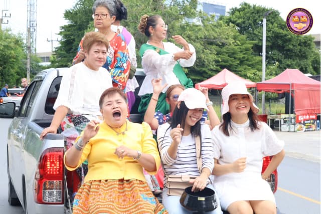 โครงการสืบสานประเพณีแห่เทียน และสวดมนต์ปฏิบัติธรรม เนื่องในวันเข้าพรรษาและวันอาสาฬหบูชา ประจำปี 2568 ระหว่างวันที่ 9 และ 10 กรกฎาคม 2568 ณ วัดบางรักน้อย ภาพที่ 16