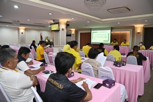 ประชุมการจัดงานสืบสานประเพณีวันสงกรานต์ วันครอบครัวและวันผู้สูงอายุ ภาพที่ 7