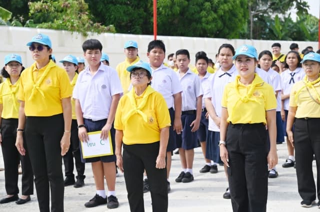 กิจกรรมจิตอาสาปรับปรุงภูมิทัศน์ศาสนสถาน เพื่อถวายเป็นพระราชกุศล เนื่องในโอกาสวันคล้ายวันสวรรคตพระบาทสมเด็จพระบรมชนกาธิเบศร มหาภูมิพลอดุลยเดชมหาราช บรมนาถบพิตร 13 ตุลาคม 2567 ภาพที่ 3