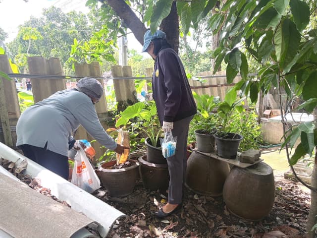 โครงการ"รณรงค์ป้องกันโรคไข้เลือดออก" ณ โรงพยาบาลส่งเสริมสุขภาพตำบลบางรักน้อย หมู่ 6 ภาพที่ 44