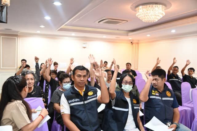 การประชุมประชาคมท้องถิ่น (ระดับชุมชน) เพื่อการจัดทำแผนพัฒนาท้องถิ่น ของเทศบาลเมืองบางรักน้อย ครั้งที่ 1/2569 หมู่ที่ 1,2,6 ภาพที่ 18