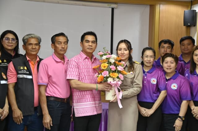 อบต.บางรักน้อย ให้การต้อนรับพนักงานโอนย้ายมารับตำแหน่งใหม่ ภาพที่ 5