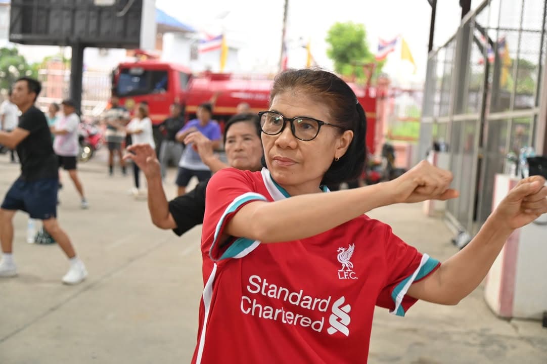 ภาพบรรยากาศ โครงการส่งเสริมสุขภาพประชาชนด้วยการออกกำลังด้วยกายเต้นแอโรบิก ประจำปี 2569 ในวันพุธที่ 9 กันยายน 2569 เวลา 17.00 น ณ เทศบาลเมืองบางรักน้อย ภาพที่ 26