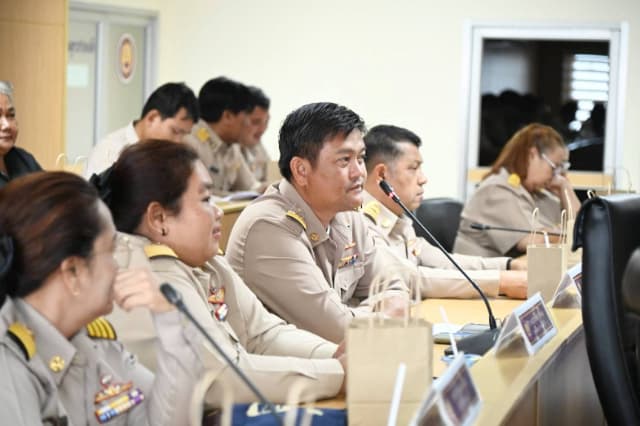 การประชุมสภาเทศบาลเมืองบางรักน้อย สมัยสามัญ สมัยที่ 1 ครั้งที่ 2 ประจำปี 2569 ภาพที่ 15