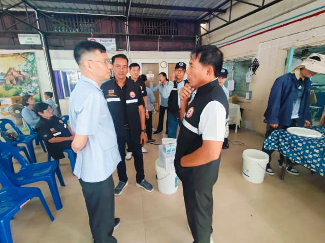 โครงการ"รณรงค์ป้องกันโรคไข้เลือดออก" ณ โรงพยาบาลส่งเสริมสุขภาพตำบลบางรักน้อย หมู่ 3 ภาพที่ 3