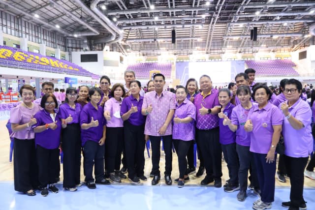 โครงการนนทบุรีน่าอยู่ เฉลิมพระเกียรติ สมเด็จพระนางเจ้าฯ พระบรมราชินี เนื่องในโอกาสวันเฉลิมพระชนมพรรษา 3 มิถุนายน 2568 Big Cleaning Day ภาพที่ 6