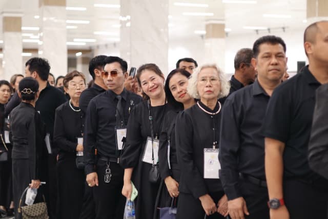เทศบาลเมืองบางรักน้อย รวมใจน้อมรำลึกในพระมหากรุณาธิคุณ ภาพที่ 3
