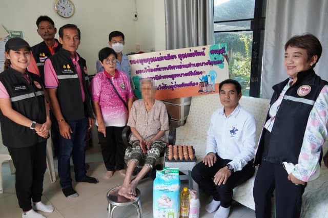 กิจกรรมสนับสนุนผ้าอ้อมผู้ใหญ่ ประจำปี 2567 ในตำบลบางรักน้อย ภาพที่ 1