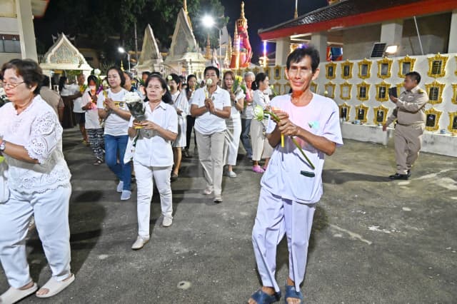 โครงการสืบสานประเพณีแห่เทียน และสวดมนต์ปฏิบัติธรรม เนื่องในวันเข้าพรรษาและวันอาสาฬหบูชา ประจำปี 2568 ภาพที่ 23