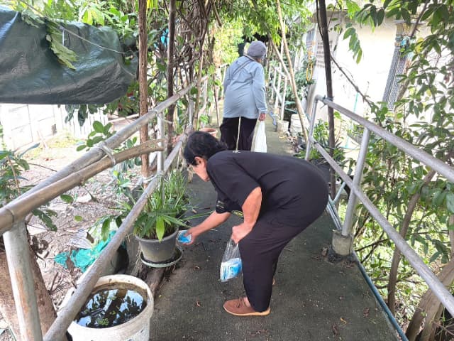 โครงการ"รณรงค์ป้องกันโรคไข้เลือดออก" ณ โรงพยาบาลส่งเสริมสุขภาพตำบลบางรักน้อย หมู่ 6 ภาพที่ 31