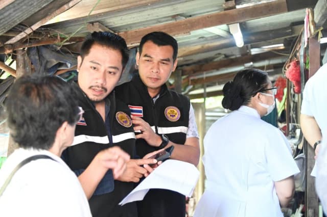 ลงพื้นที่ให้การช่วยเหลือครัวเรือนเปราะบางในเขตพื้นที่เทศบาลเมืองบางรักน้อย ภาพที่ 25