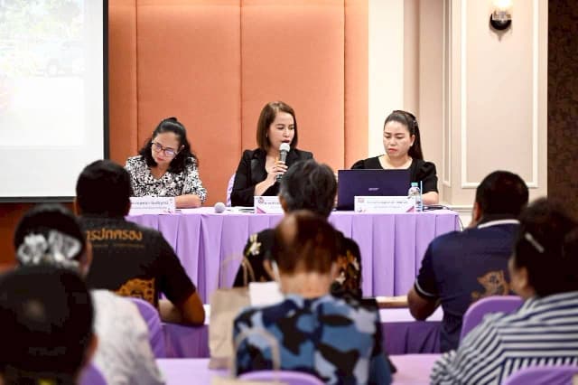 จัดประชุมเตรียมความพร้อมการดำเนินงาน โครงการจัดงานแห่เทียนพรรษา ประจำปี 2569 ภาพที่ 11