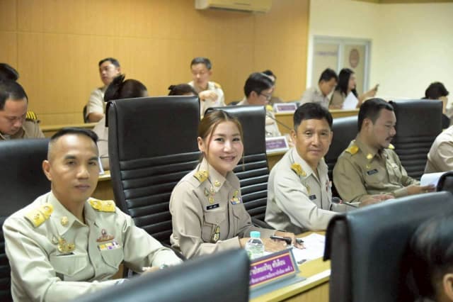 การประชุมสภาสมัยสามัญสมัยที่ 1 ครั้งที่ 1 ภาพที่ 6