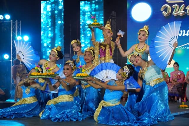 งานประเพณีวันลอยกระทง ประจำปี 2566 ภาพที่ 4