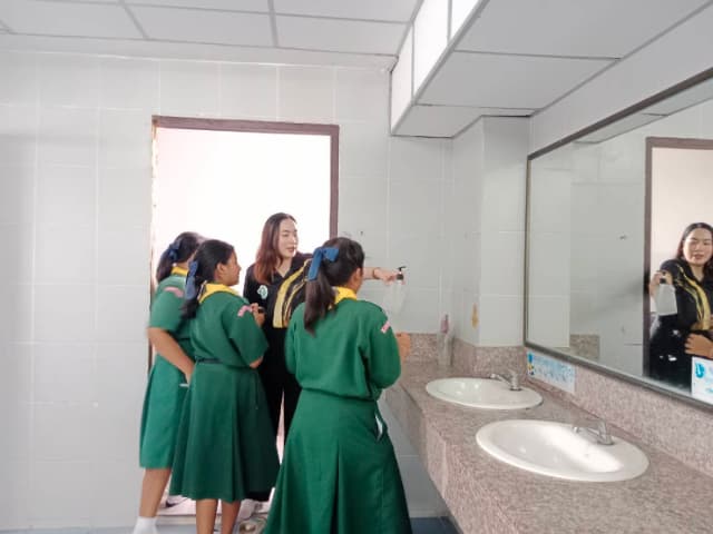 โครงการอบรมรณรงค์ป้องกันโรคไข้เลือดออก ณ โรงเรียนวัดบางรักน้อย ภาพที่ 13