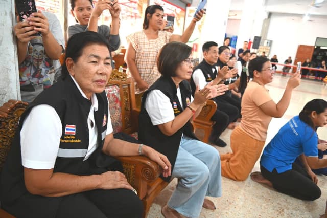 โครงการจัดงานสืบสานประเพณีแห่เทียนพรรษา และสวดมนต์ปฏิบัติธรรม เนื่องในวันอาสาฬหบูชา และวันเข้าพรรษา ประจำปี 2569 ภาพที่ 81