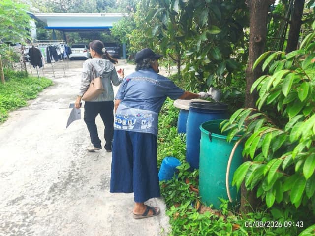 กิจกรรมรณรงค์ควบคุมและป้องกันโรคไข้เลือดออกในพื้นที่ตำบลบางรักน้อย ภาพที่ 4