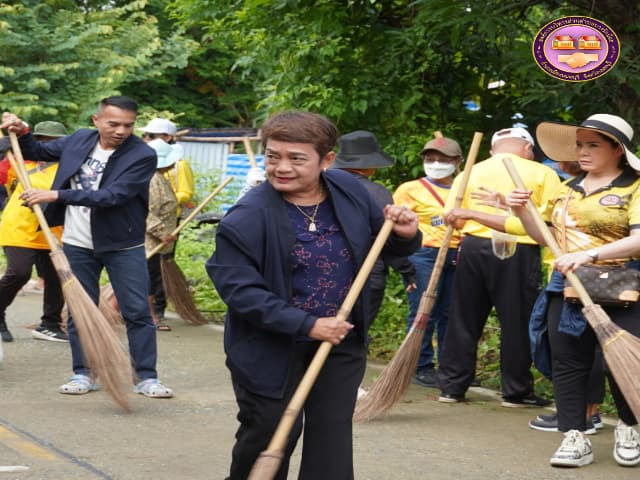 โครงการรณรงค์ส่งเสริมเพื่อรักษาสภาพแวดล้อมภายในตำบล ปรับปรุงภูมิทัศน์ บริเวณถนนซอยอนามัย - ศาลปู่ขุน หมู่ที่6 ภาพที่ 39