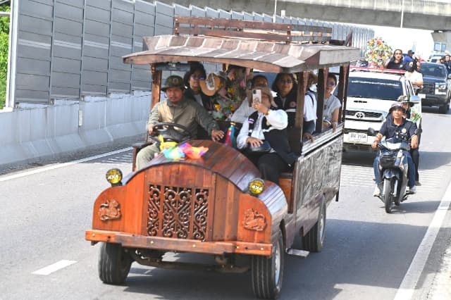 โครงการจัดงานสืบสานประเพณีแห่เทียนพรรษา และสวดมนต์ปฏิบัติธรรม เนื่องในวันอาสาฬหบูชา และวันเข้าพรรษา ประจำปี 2569 ภาพที่ 83