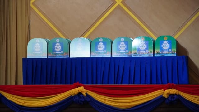 พิธีมอบป้ายรับรองมาตรฐาน สะอาด ปลอดภัย ได้มาตรฐาน : SAN (Sanitation ,Accountability,Network) ประจำปี พ.ศ.2567 ภาพที่ 6