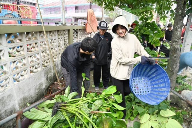 ครงการ "คลองสวย น้ำใส ด้วยใจชาวบางรักน้อย" ภาพที่ 38