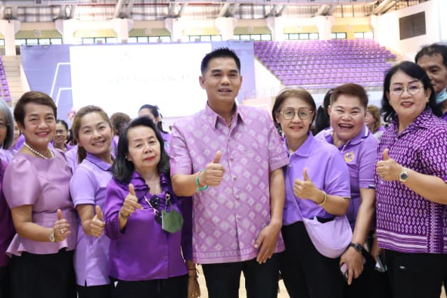 โครงการนนทบุรีน่าอยู่ เฉลิมพระเกียรติ สมเด็จพระนางเจ้าฯ พระบรมราชินี เนื่องในโอกาสวันเฉลิมพระชนมพรรษา 3 มิถุนายน 2568 Big Cleaning Day ภาพที่ 19