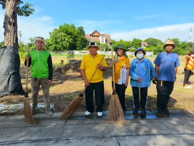 โครงการรณรงค์ส่งเสริมเพื่อรักษาสภาพแวดล้อมภายในตำบลและปรับปรุงภูมิทัศน์ บริเวณ ซอย 8 บางรักน้อย ภาพที่ 15