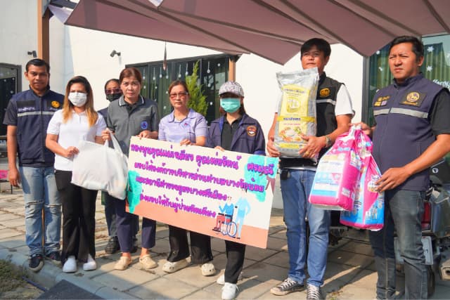 📢 ลงพื้นที่มอบวัสดุอุปกรณ์ที่จำเป็นสำหรับผู้ที่มีภาวะพึ่งพิงในตำบล📢 ภาพที่ 3