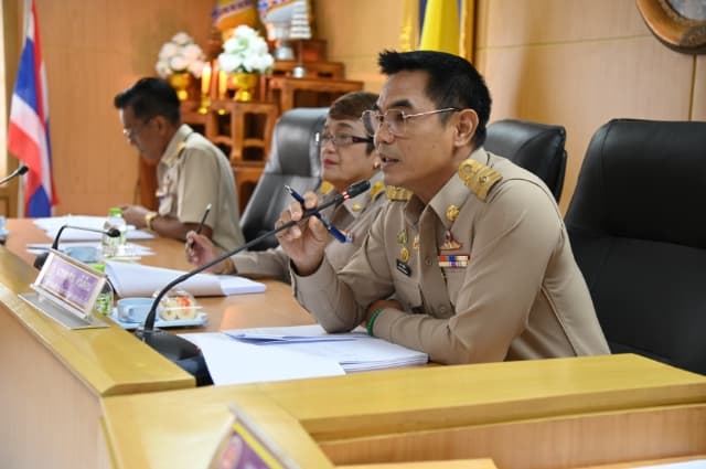 การประชุมสภาองค์การบริหารส่วนตำบลบางรักน้อย สมัยวิสามัญ สมัยที่ 2 ประจำปี พ.ศ.2567 ภาพที่ 9