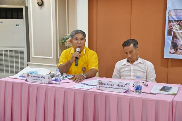 ประชุมคณะกรรมการพัฒนาท้องถิ่นองค์การบริหารส่วนตำบลบางรักน้อย และสัดส่วนประชาคมท้องถิ่น (ระดับตำบล) ภาพที่ 4