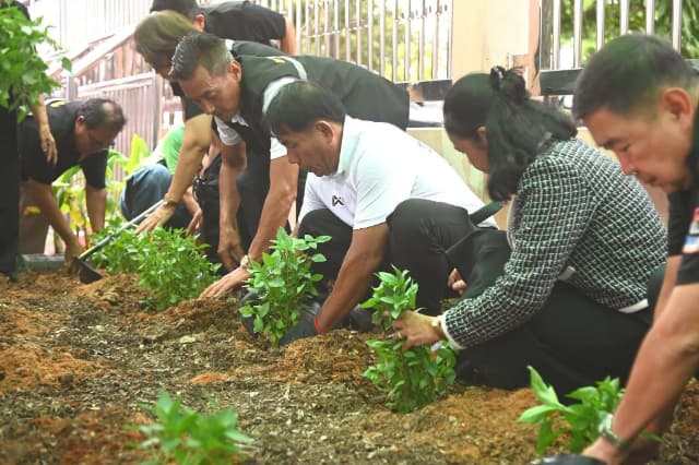 โครงการอนุรักษ์พันธุกรรมพืช อันเนื่องมาจากพระราชดำริ" สมเด็จพระเทพรัตนราชสุดา สยามบรมราชกุมารี ประจำปี 2569 ภาพที่ 12