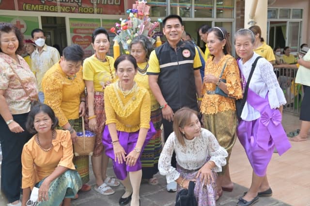 ชมรมผู้สูงอายุในตำบลบางรักน้อย โรงพยาบาลส่งเสริมสุขภาพตำบลบ้านบางประดู่ หมู่ที่ 6 จัดกิจกรรมแห่เทียนเข้าพรรษา ภาพที่ 17