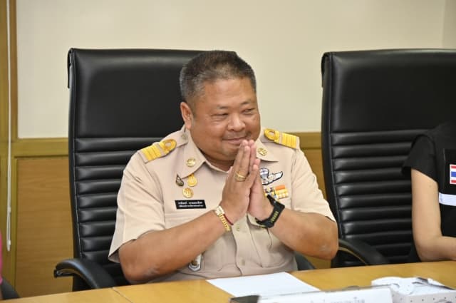 อบต.บางรักน้อย ให้การต้อนรับพนักงานโอนย้ายมารับตำแหน่งใหม่ ภาพที่ 1