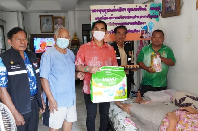 กิจกรรมสนับสนุนผ้าอ้อมผู้ใหญ่ ประจำปี 2567 ในตำบลบางรักน้อย ภาพที่ 4