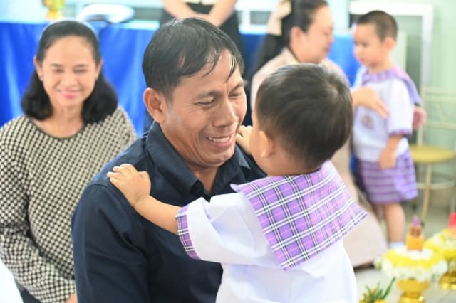 พิธีไหว้ครู ประจำปีการศึกษา 2569 ศูนย์พัฒนาเด็กเล็กในสังกัดเทศบาลเมืองบางรักน้อย ภาพที่ 13