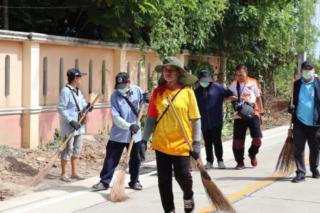 โครงการรณรงค์ส่งเสริมเพื่อรักษาสภาพแวดล้อมภายในตำบล ภาพที่ 26