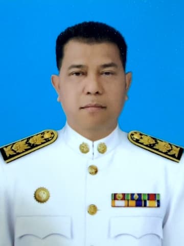 นายธนาวุธ พันธ์ทอง