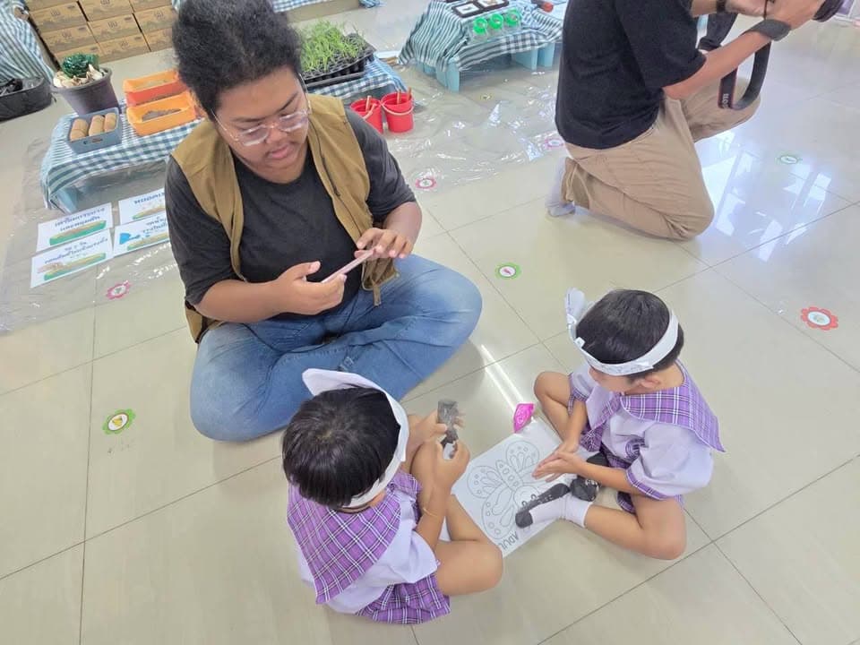 กองทุนพัฒนาเด็กชนบทในพระราชูปถัมภ์ฯ จังหวัดนนทบุรี ลงพื้นที่ตรวจเยี่ยมเด็กเล็ก ณ ศูนย์พัฒนาเด็กเล็กวัดบางรักน้อย ภาพที่ 25