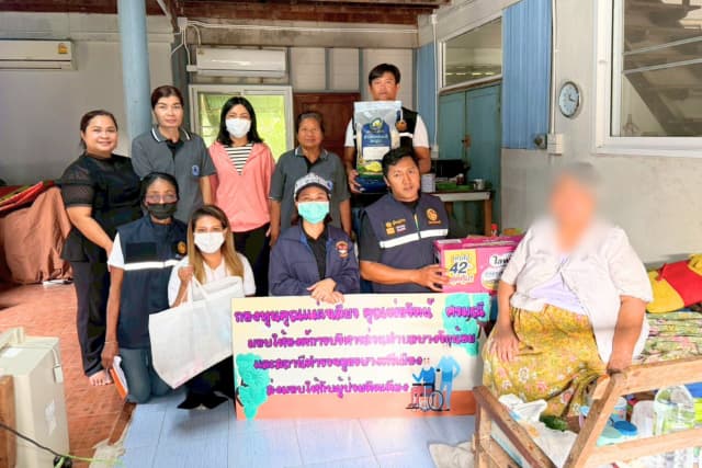 📢 ลงพื้นที่มอบวัสดุอุปกรณ์ที่จำเป็นสำหรับผู้ที่มีภาวะพึ่งพิงในตำบล📢 ภาพที่ 14