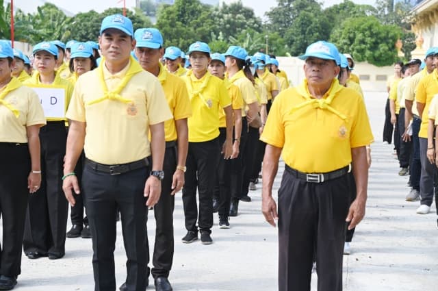 กิจกรรมจิตอาสาปรับปรุงภูมิทัศน์ศาสนสถาน เพื่อถวายเป็นพระราชกุศล เนื่องในโอกาสวันคล้ายวันสวรรคตพระบาทสมเด็จพระบรมชนกาธิเบศร มหาภูมิพลอดุลยเดชมหาราช บรมนาถบพิตร 13 ตุลาคม 2567 ภาพที่ 2