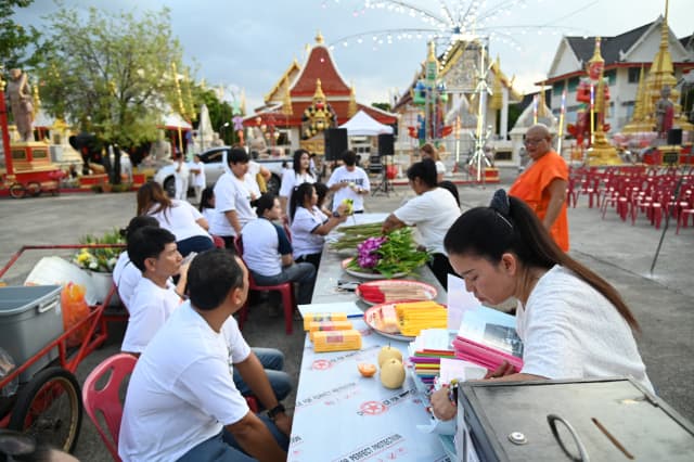 โครงการสืบสานประเพณีแห่เทียน และสวดมนต์ปฏิบัติธรรม เนื่องในวันเข้าพรรษาและวันอาสาฬหบูชา ประจำปี 2568 ภาพที่ 11
