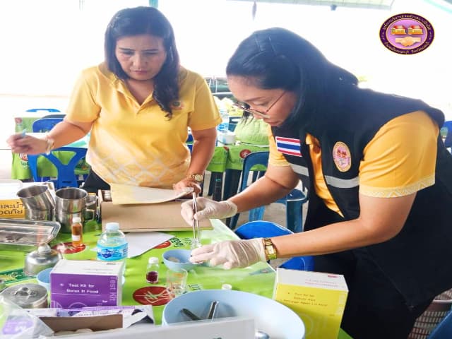 ตรวจสถานประกอบการในตำบล ตามโครงการร้านค้าปลอดภัยไร้สารปนเปื้อน ประจำปี2568 ภาพที่ 5