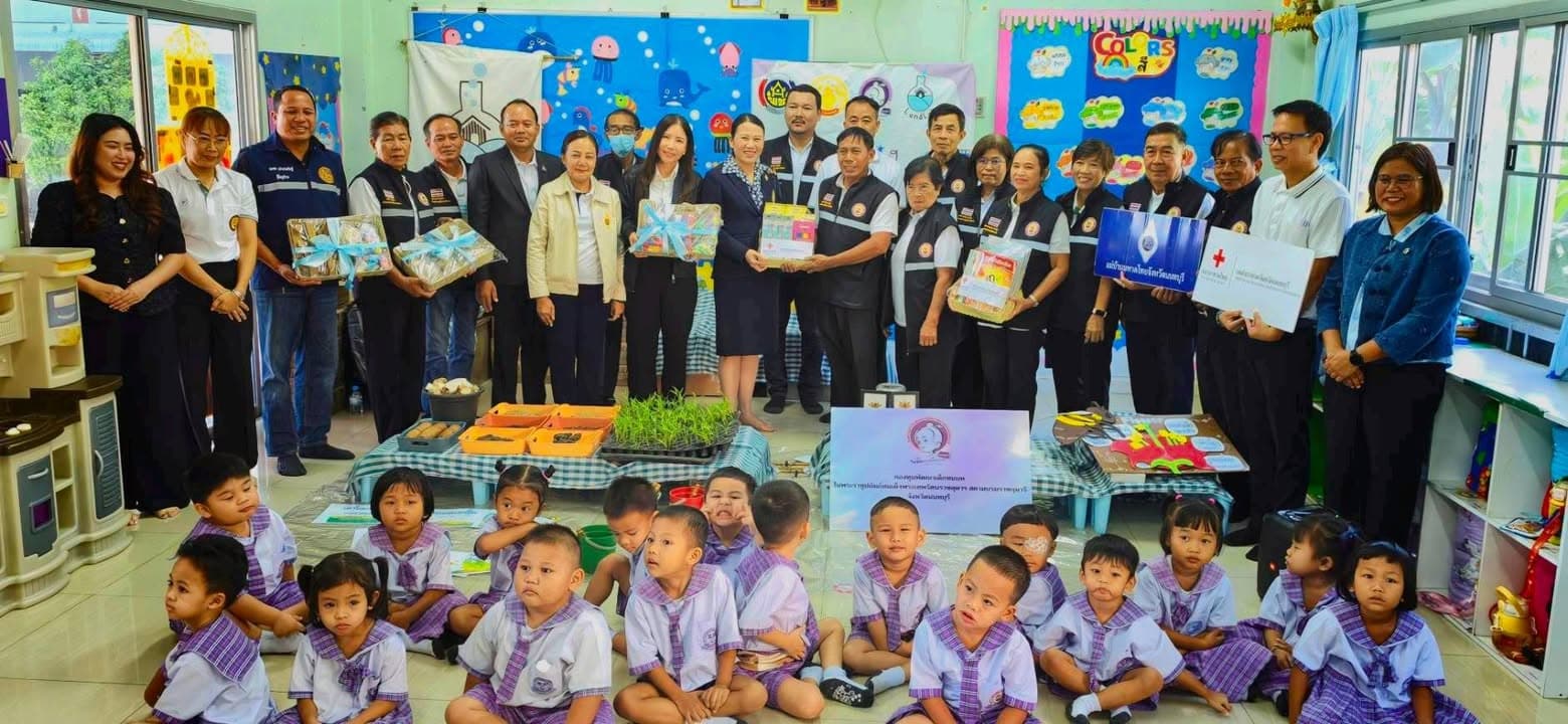กองทุนพัฒนาเด็กชนบทในพระราชูปถัมภ์ฯ จังหวัดนนทบุรี ลงพื้นที่ตรวจเยี่ยมเด็กเล็ก ณ ศูนย์พัฒนาเด็กเล็กวัดบางรักน้อย ภาพที่ 3