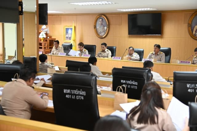 การประชุมสภาองค์การบริหารส่วนตำบลบางรักน้อย สมัยสามัญ สมัยที่ 3 ครั้งที่ 3 ประจำปี พ.ศ.2567 ภาพที่ 25