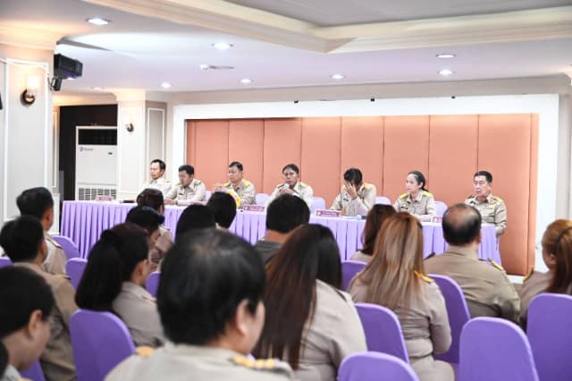 การประชุมมอบนโยบายแก่พนักงาน ภาพที่ 14