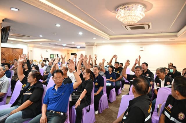 การประชุมประชาคมท้องถิ่น (ระดับชุมชน) เพื่อการจัดทำแผนพัฒนาท้องถิ่น ของเทศบาลเมืองบางรักน้อย ครั้งที่ 3/2569 หมู่ที่ 4,5 ภาพที่ 15