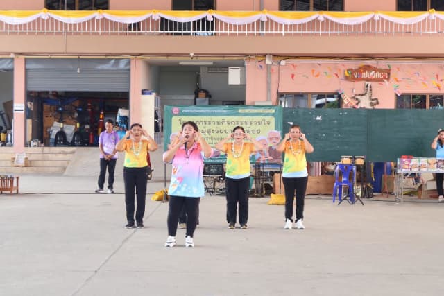 โครงการ "ร่วมกิจกรรม ร่วมใจ เพื่อผู้สูงวัยบางรักน้อย" ประจำปี 2568 ภาพที่ 27