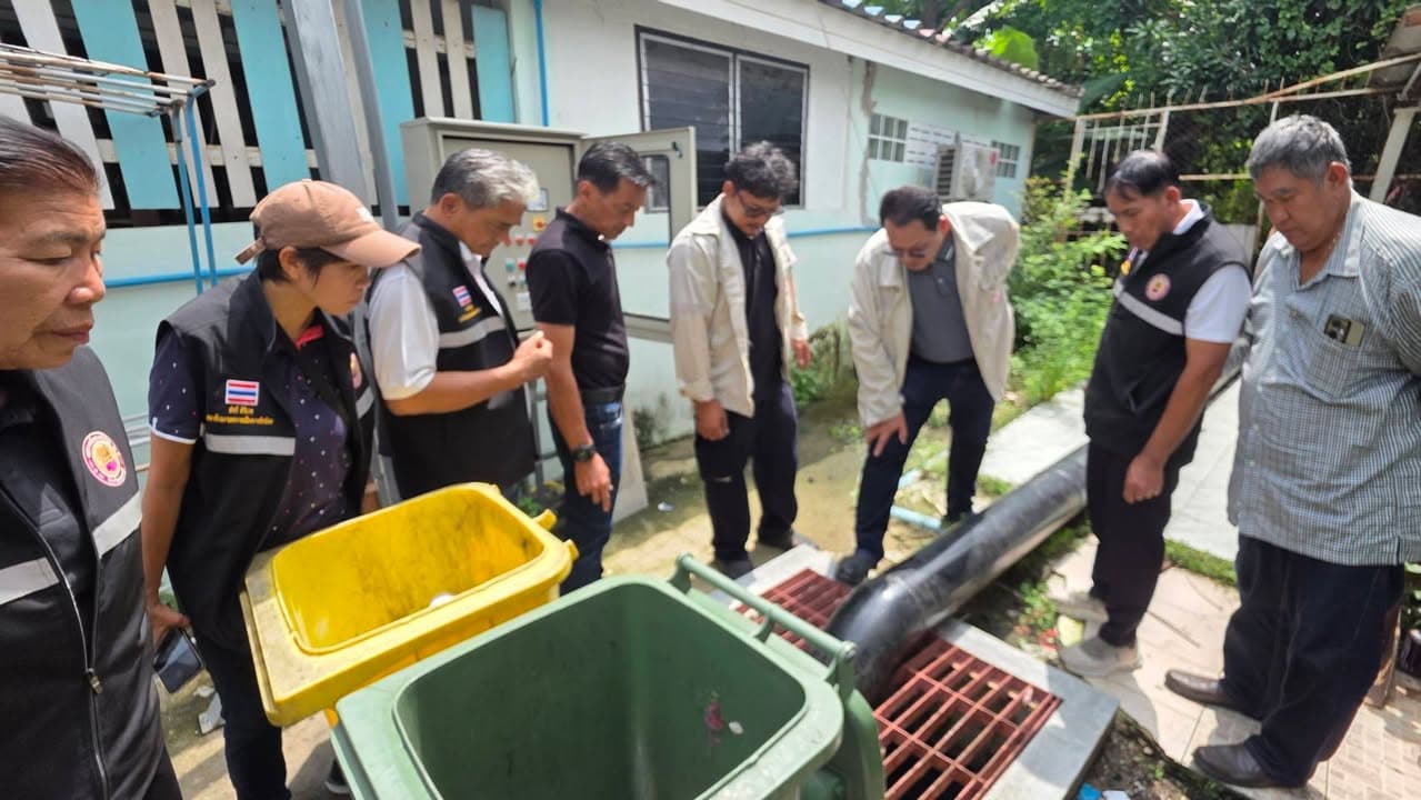เทศบาลเมืองบางรักน้อยลงพื้นที่ตรวจสอบเครื่องสูบน้ำและท่อระบายน้ำ ภาพที่ 6