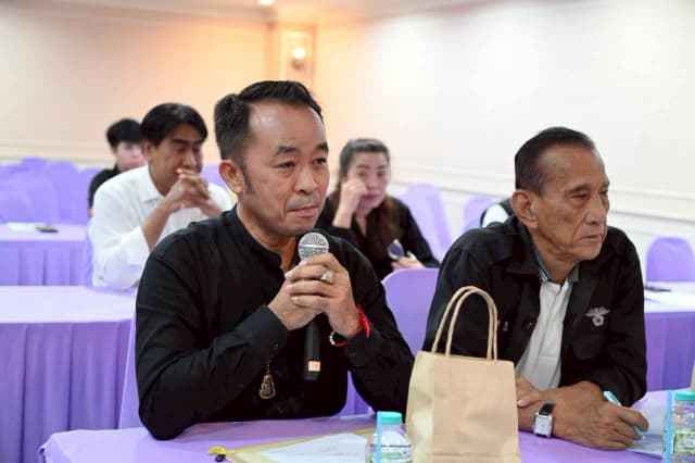 จัดประชุมเตรียมความพร้อมการดำเนินงาน โครงการจัดงานแห่เทียนพรรษา ประจำปี 2569 ภาพที่ 3
