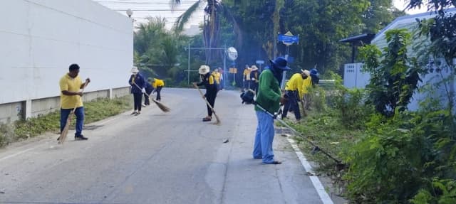 โครงการรณรงค์ส่งเสริมเพื่อรักษาสภาพแวดล้อมภายในตำบล บริเวณ วัดบางรักน้อยถึง อบต.บางรักน้อย ภาพที่ 6
